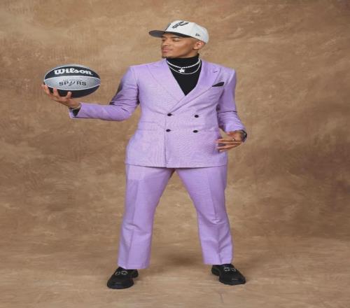 李金羽力助,冲超成功,再签国脚级,万博manbetx体育平台,万博体育官网,万博体育app下载,ManBetX,SPORTS