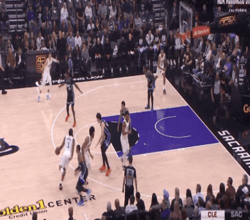 哈雷尔炮轰,队友,劳森怒砸水,万博manbetx体育平台,万博体育官网,万博体育app下载,ManBetX,SPORTS